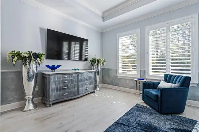 Listing Photo 33