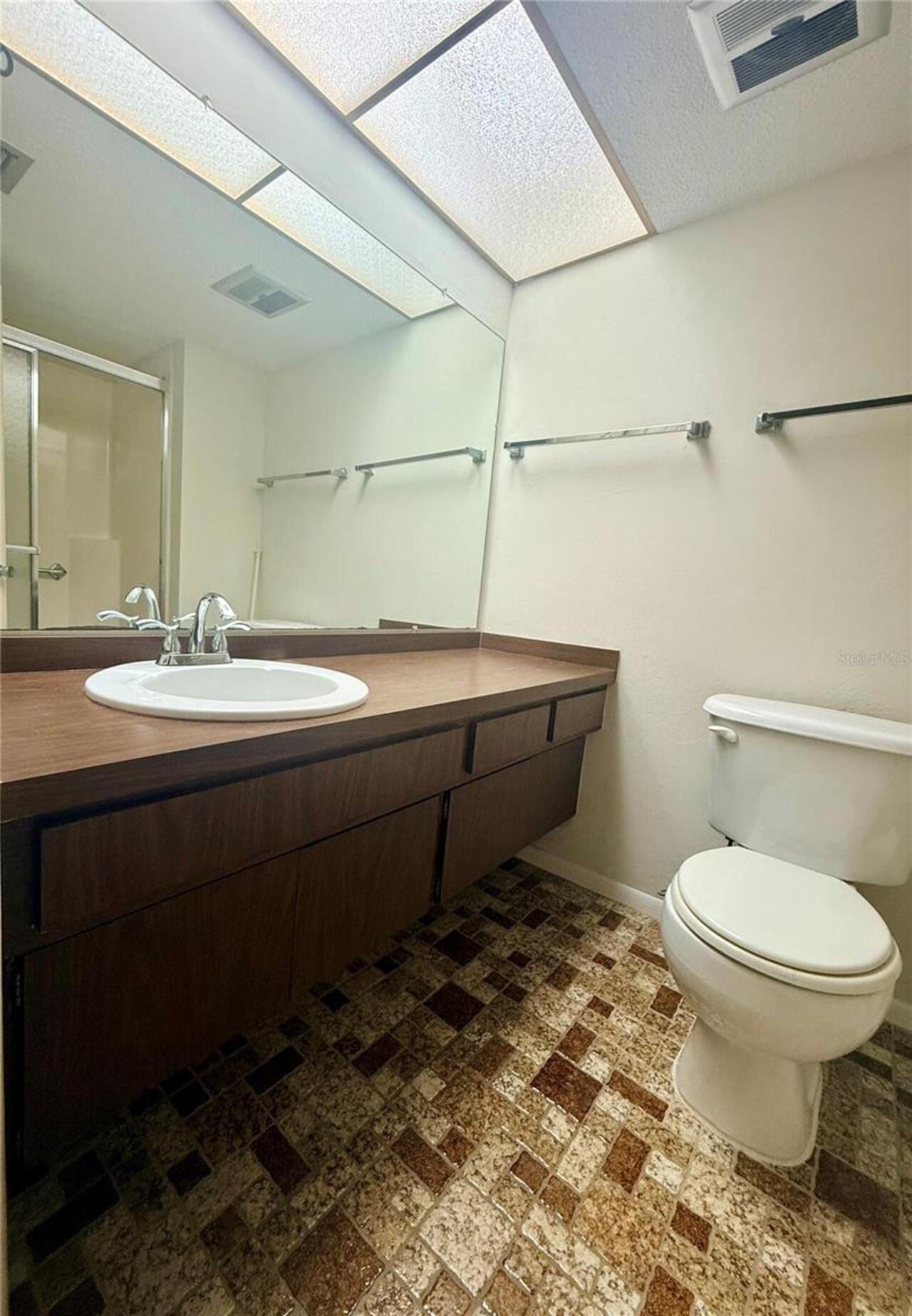 Listing Photo 7