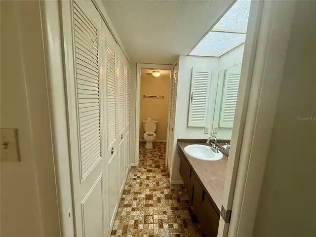 Listing Photo 9