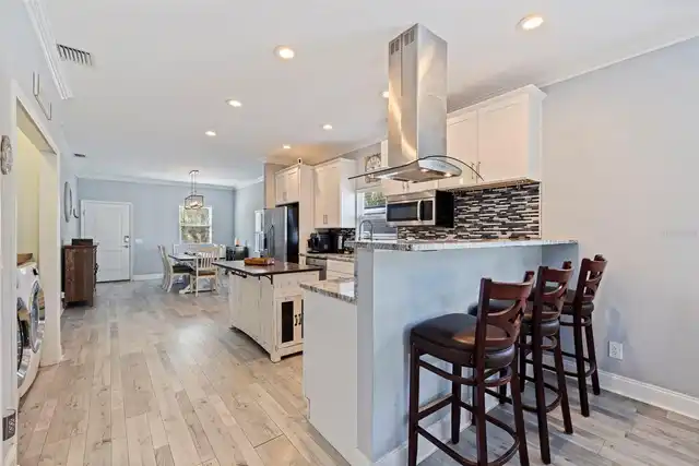 Listing Photo 15