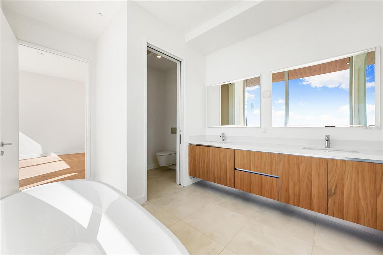 Listing Photo 42