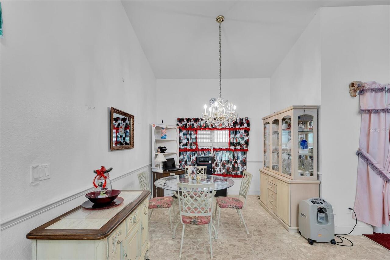 Listing Photo 17
