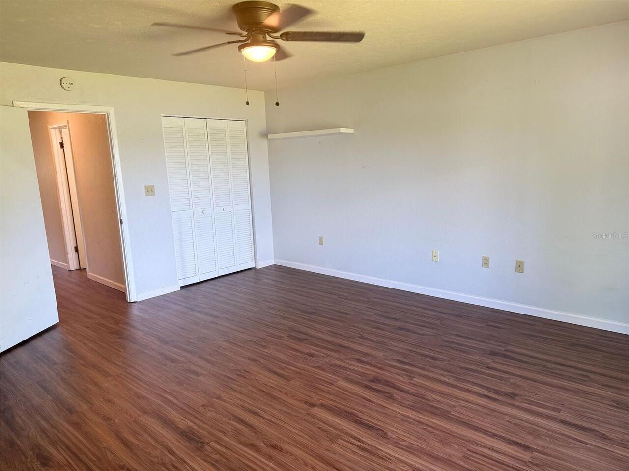 Listing Photo 14