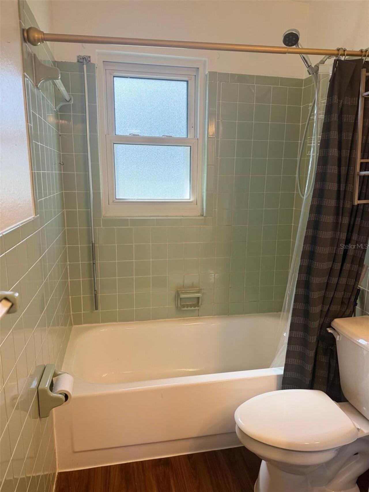 Listing Photo 18