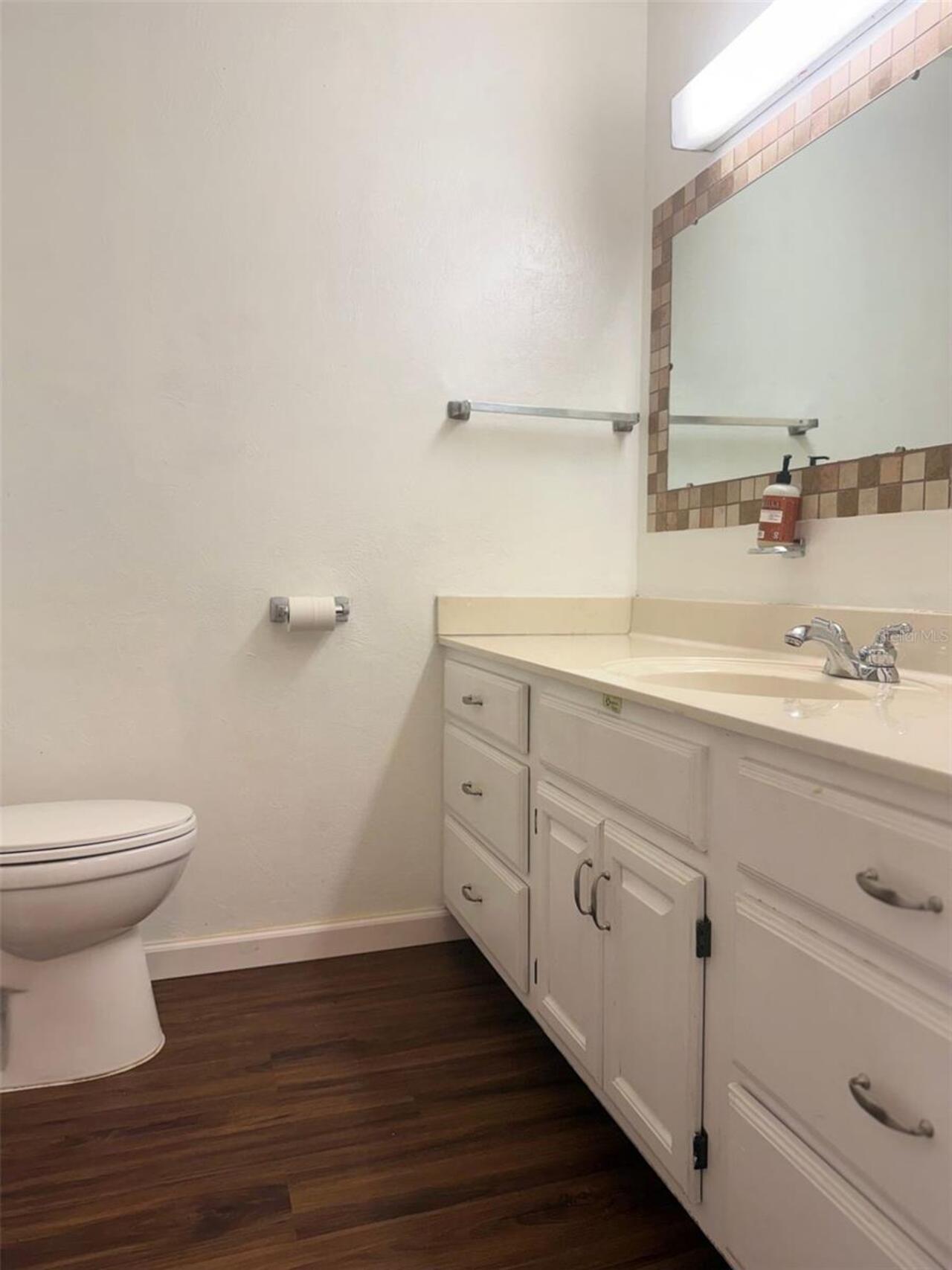 Listing Photo 20