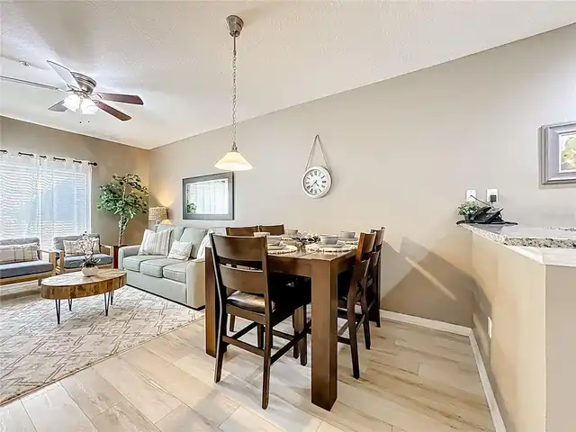 Listing Photo 9