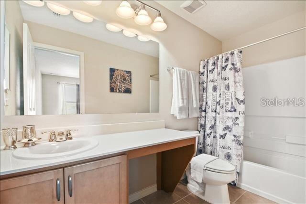 Listing Photo 18