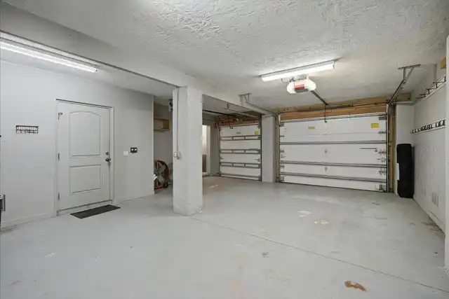 Listing Photo 37