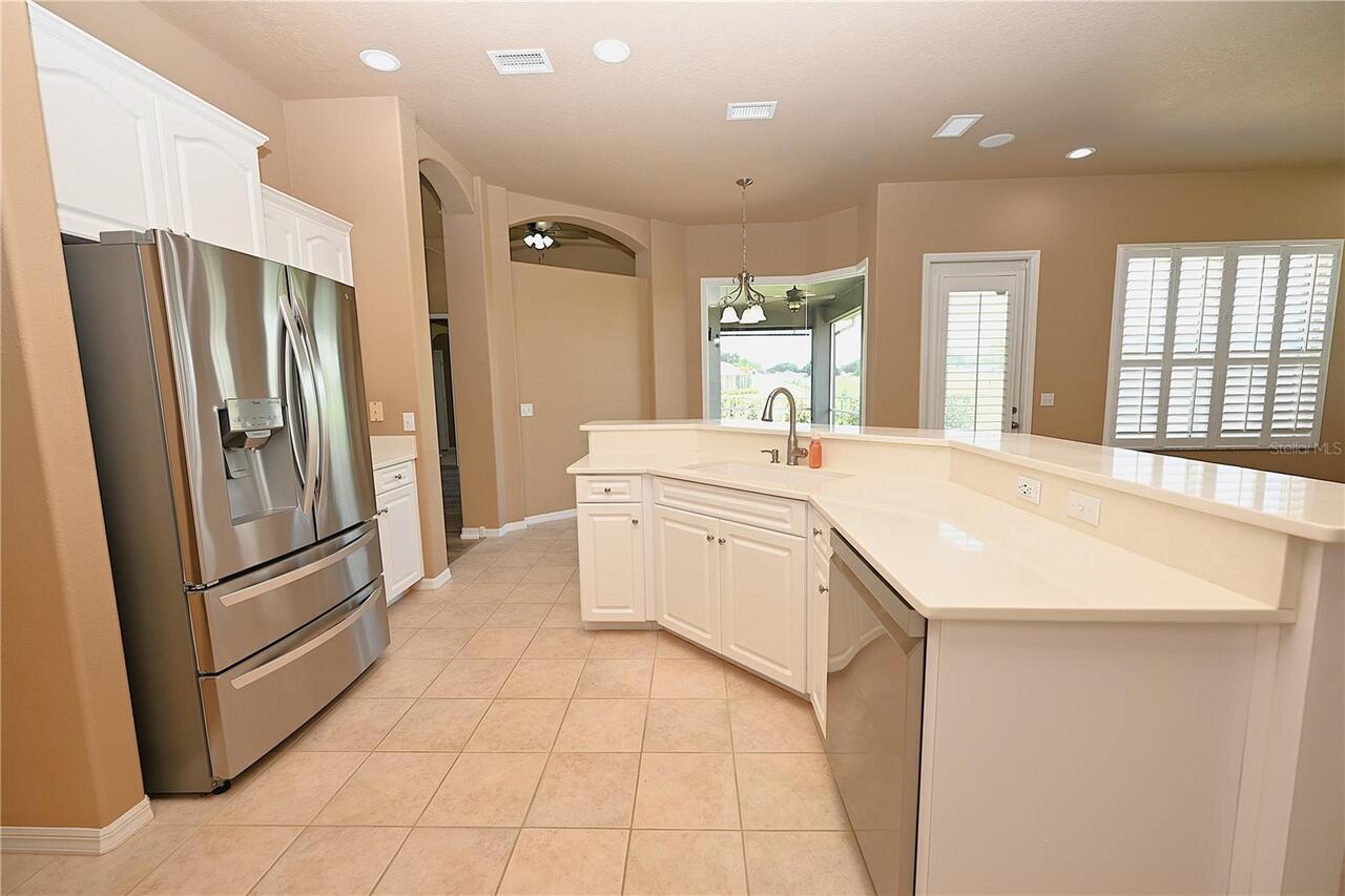 Listing Photo 8