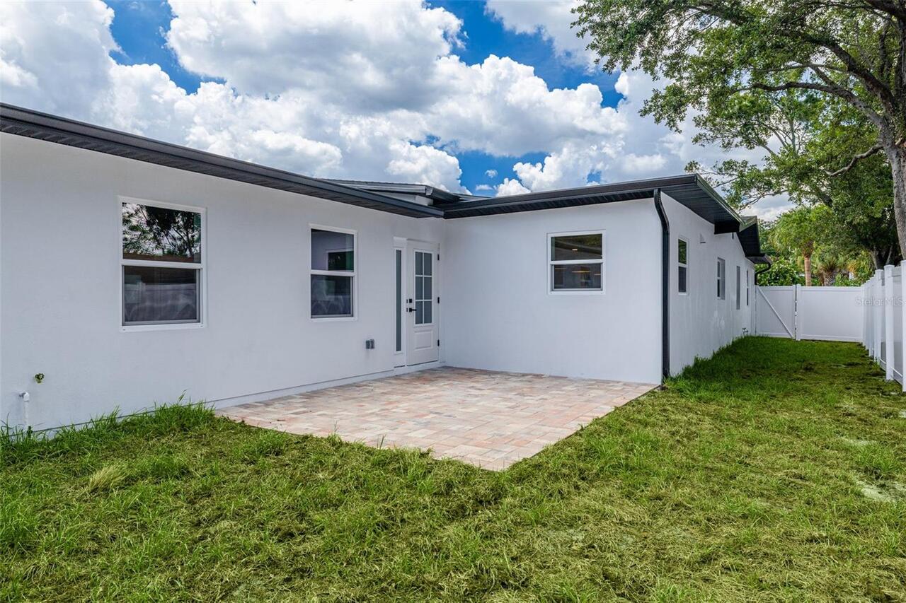 Listing Photo 15