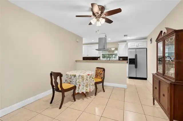 Listing Photo 10