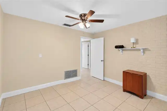 Listing Photo 33