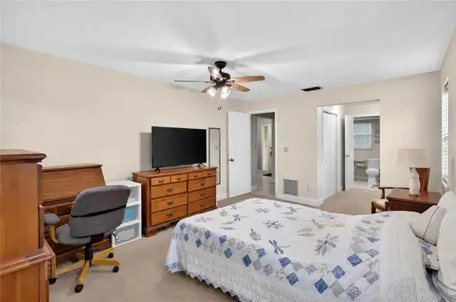 Listing Photo 41