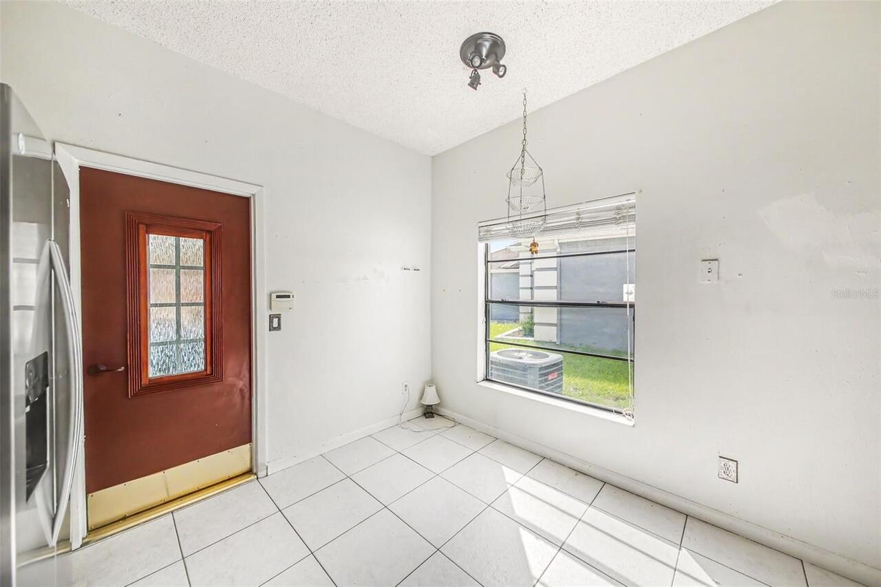 Listing Photo 16