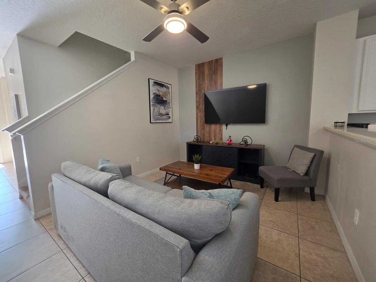 Listing Photo 12