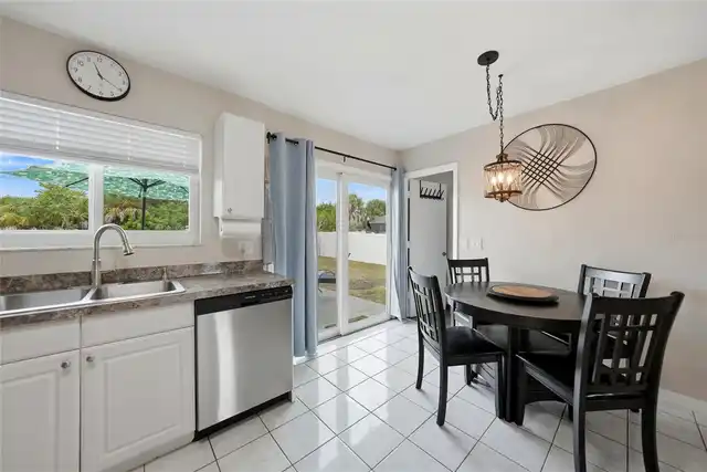 Listing Photo 9