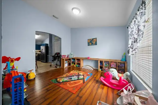Listing Photo 33