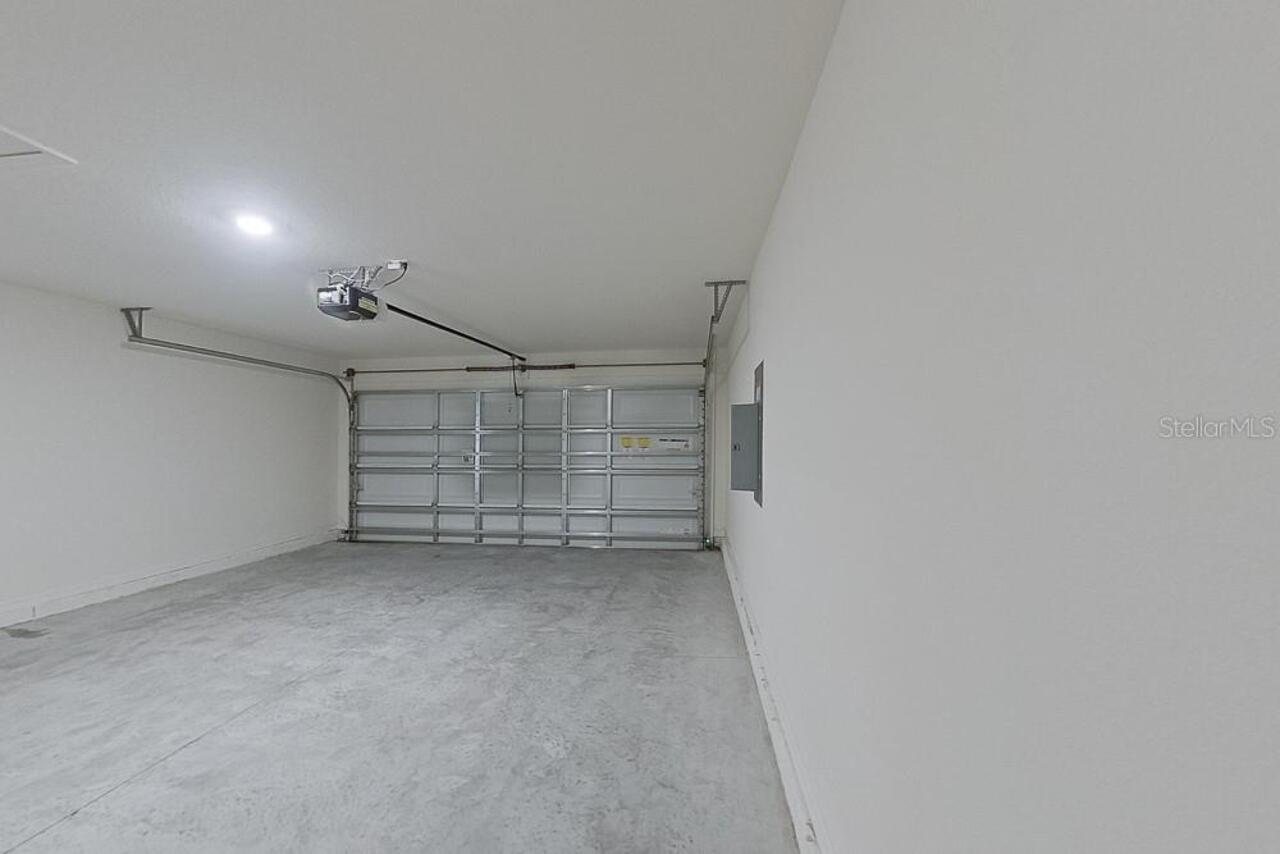 Listing Photo 16