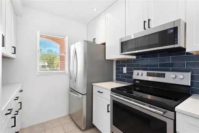 Listing Photo 16