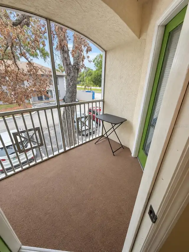 Listing Photo 9