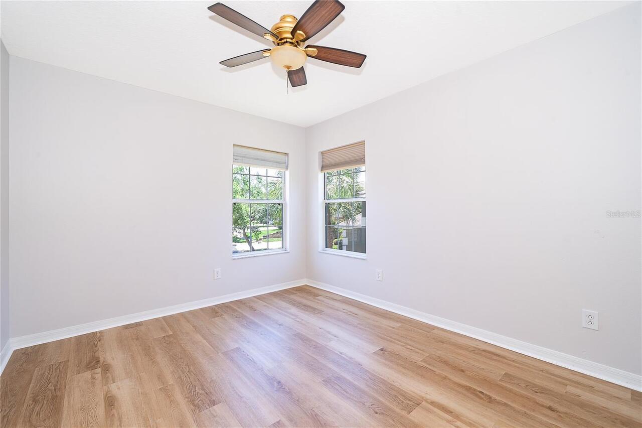Listing Photo 23