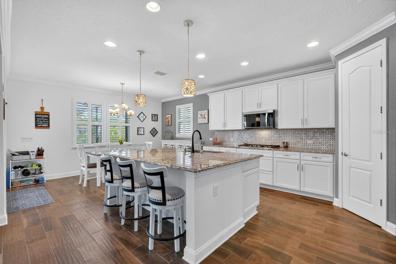 Listing Photo 18