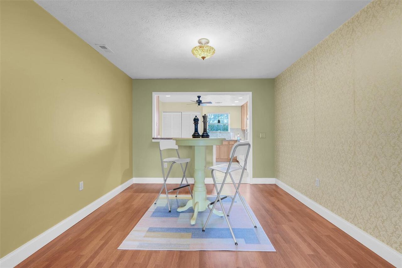 Listing Photo 8