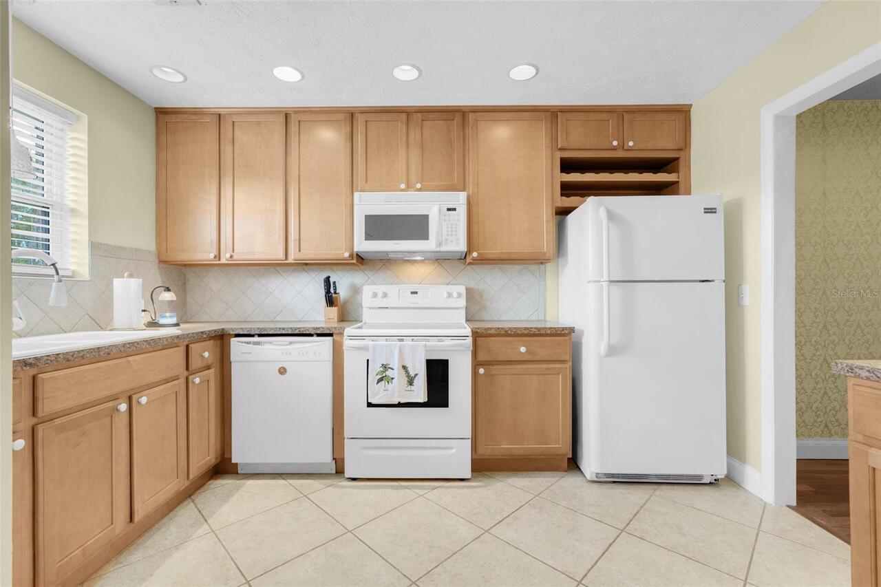 Listing Photo 10
