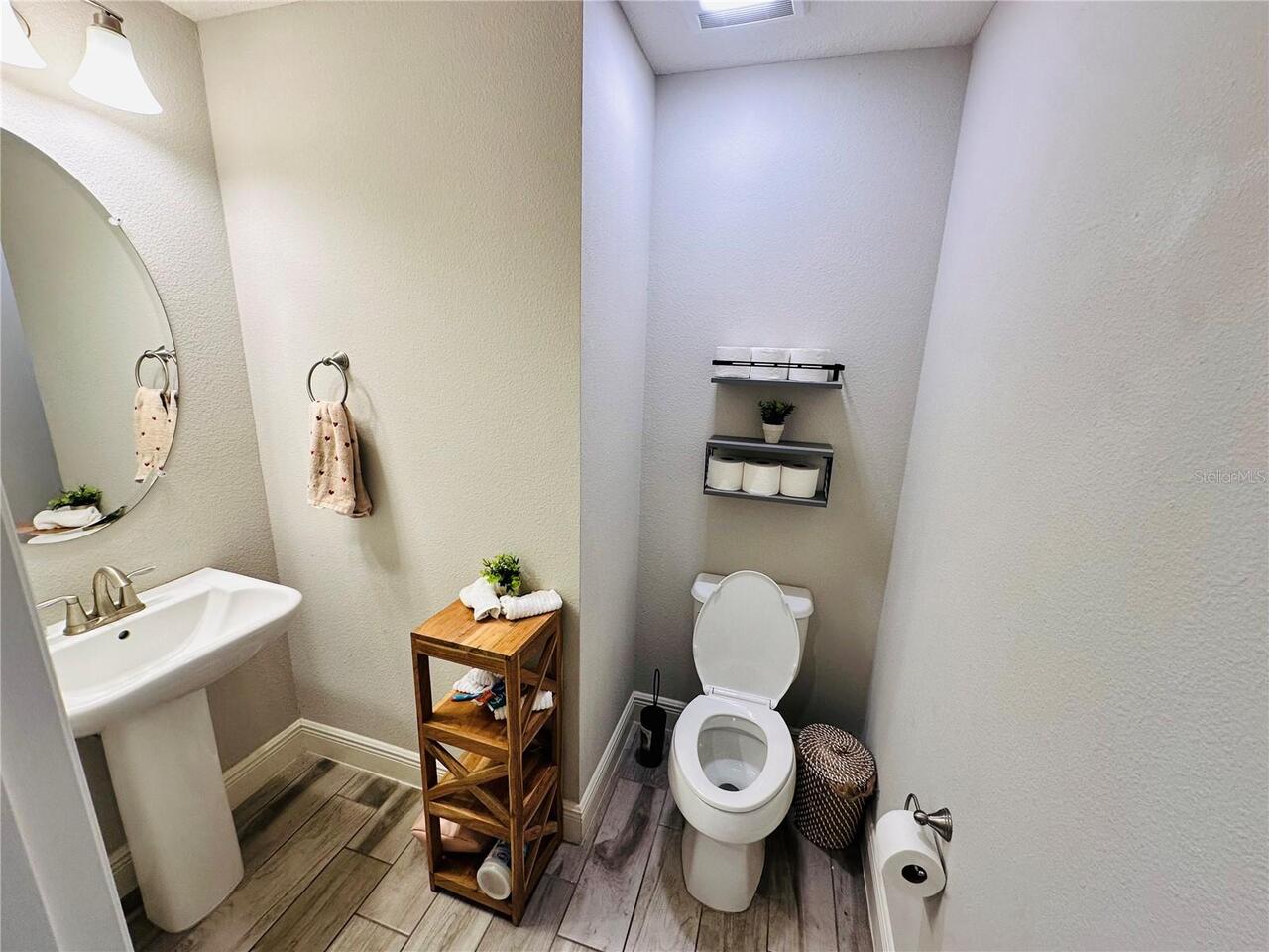 Listing Photo 6