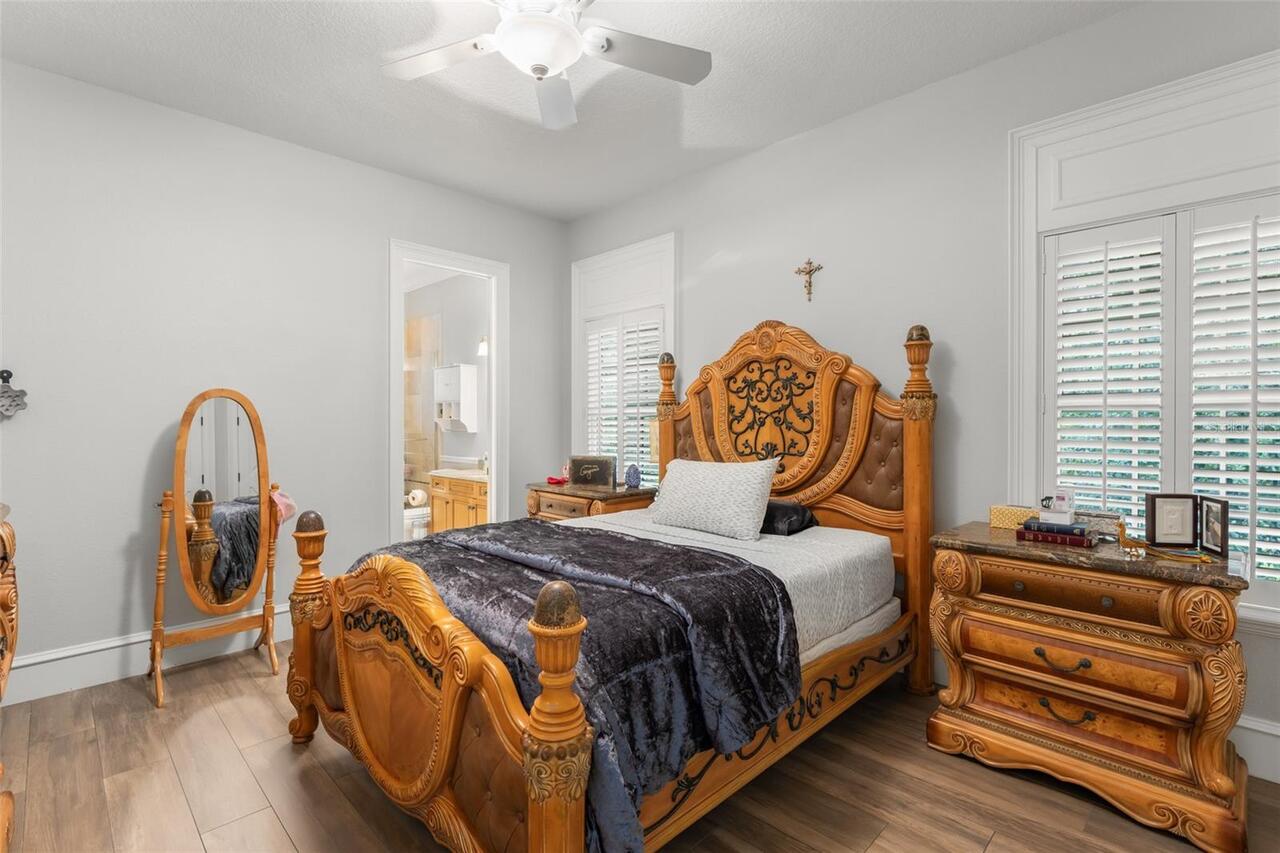 Listing Photo 32