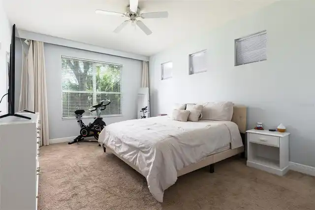 Listing Photo 16
