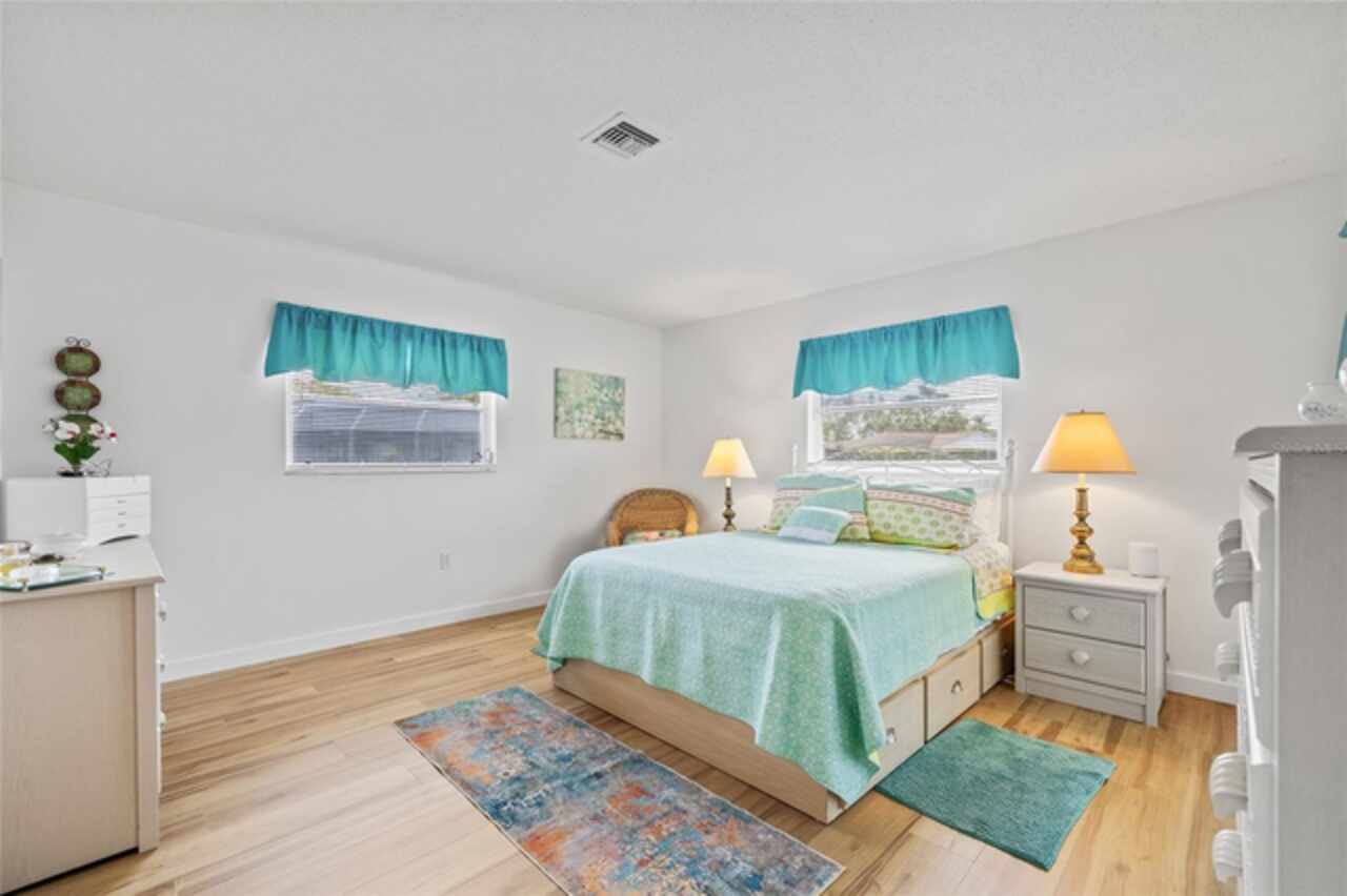 Listing Photo 22
