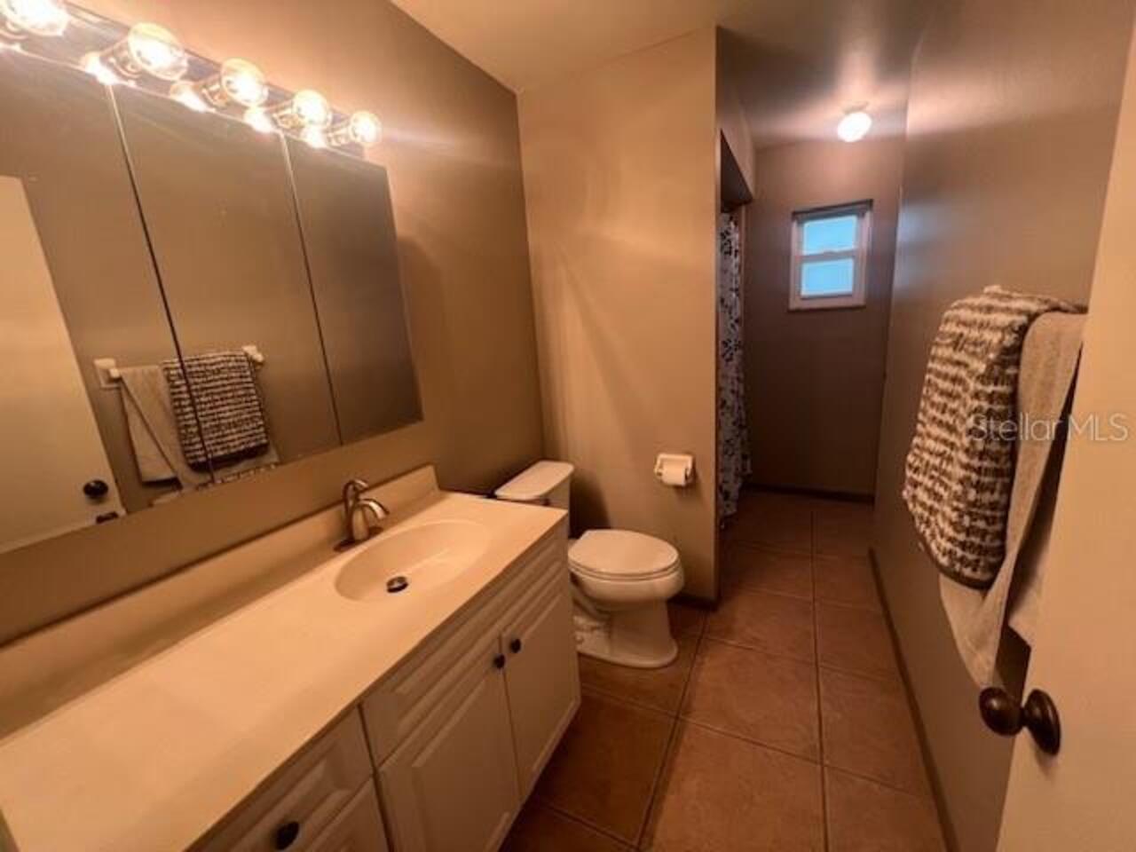 Listing Photo 9