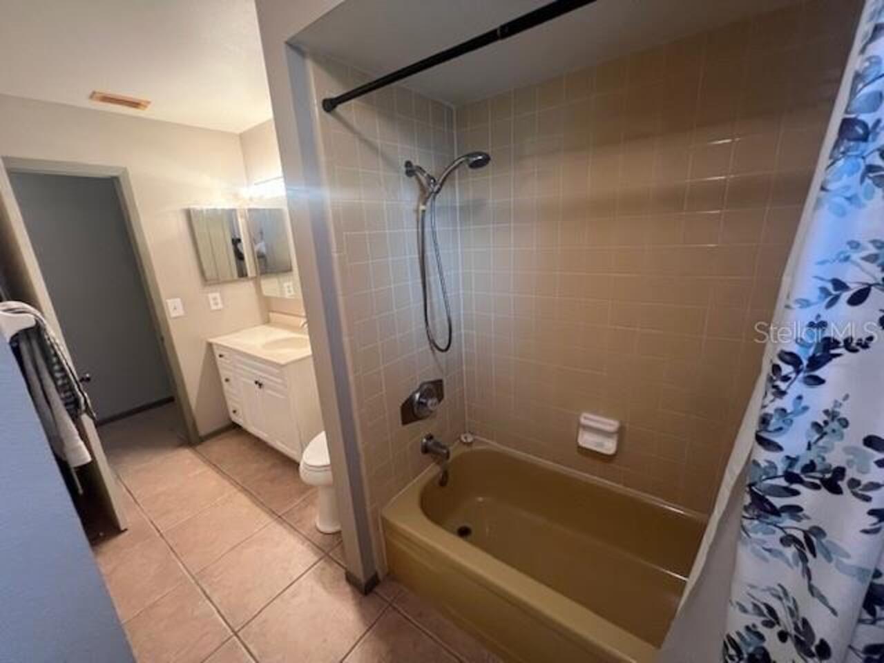 Listing Photo 10