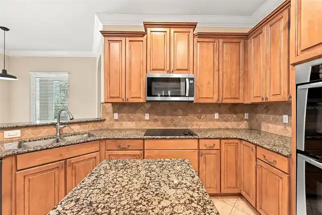 Listing Photo 18