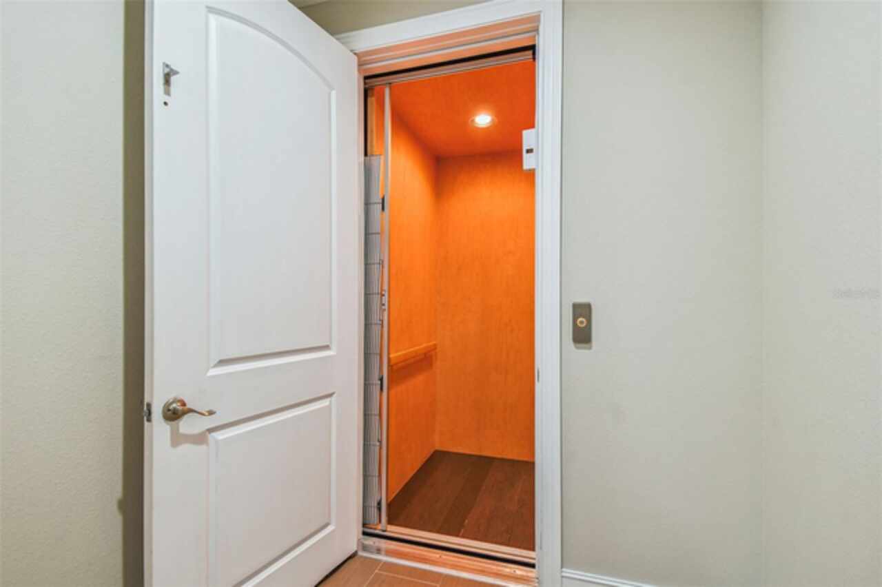Listing Photo 9