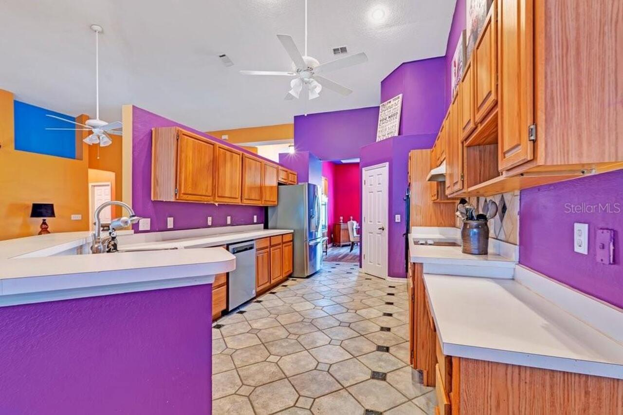 Listing Photo 10