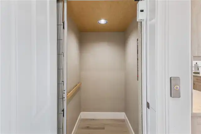 Listing Photo 10