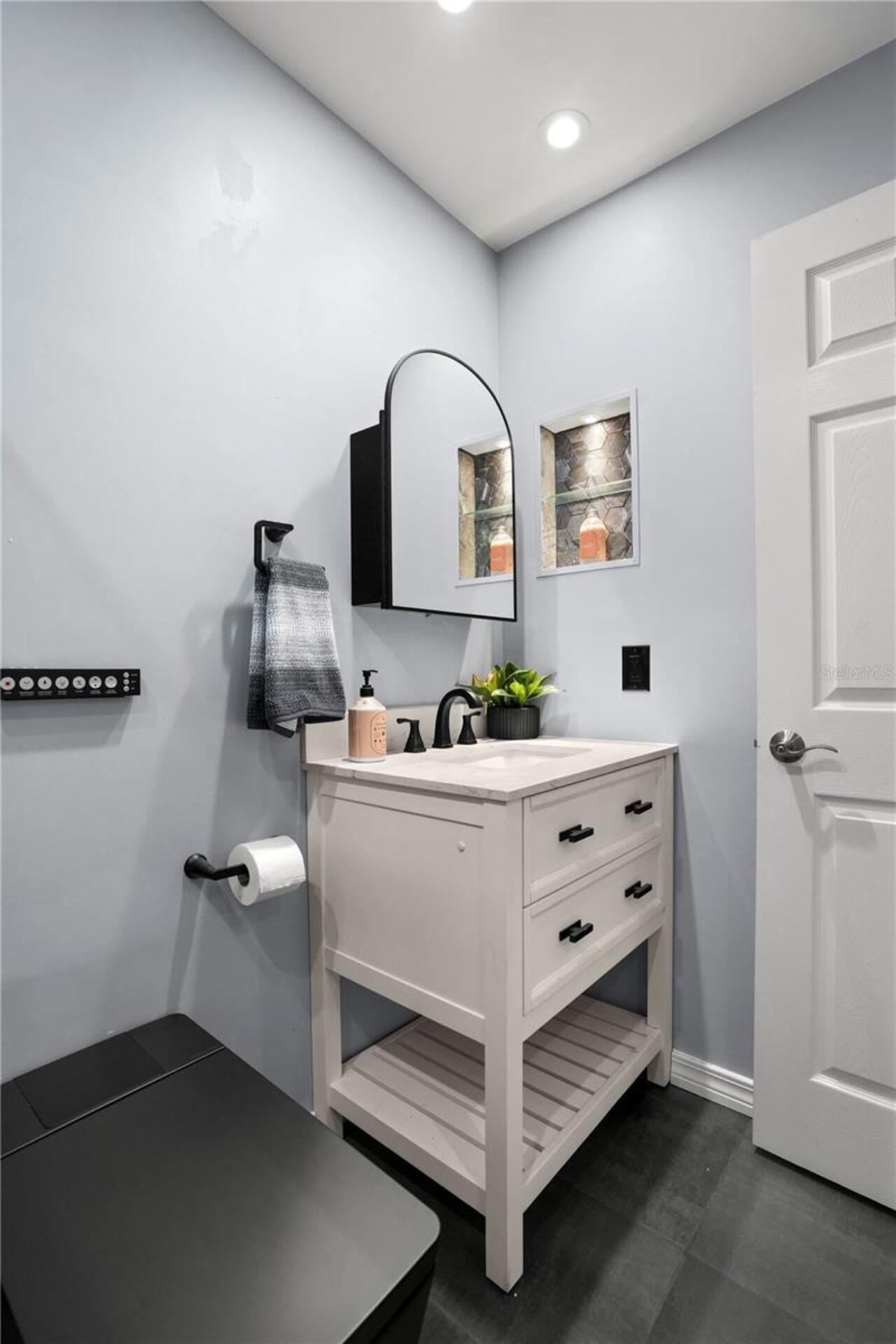 Listing Photo 25