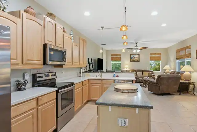 Listing Photo 22