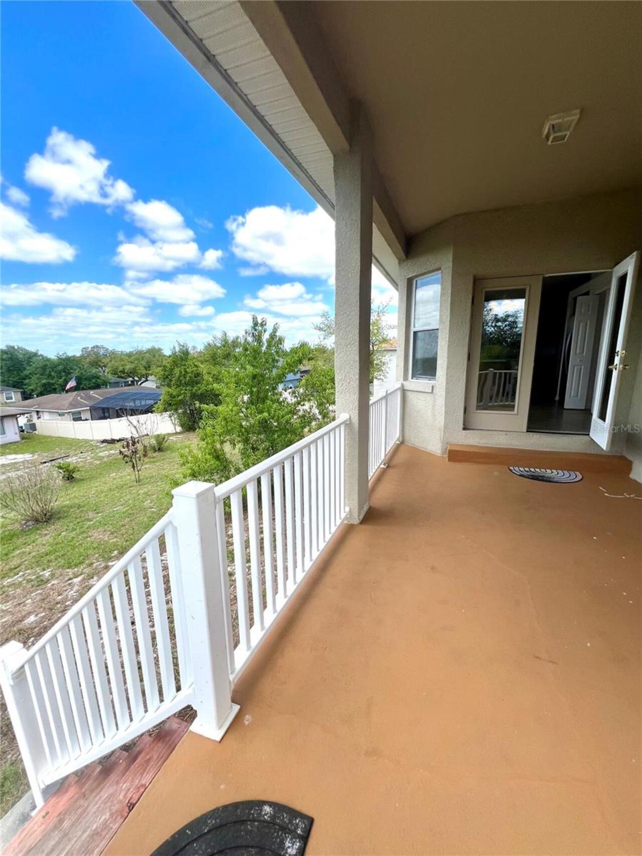 Listing Photo 12