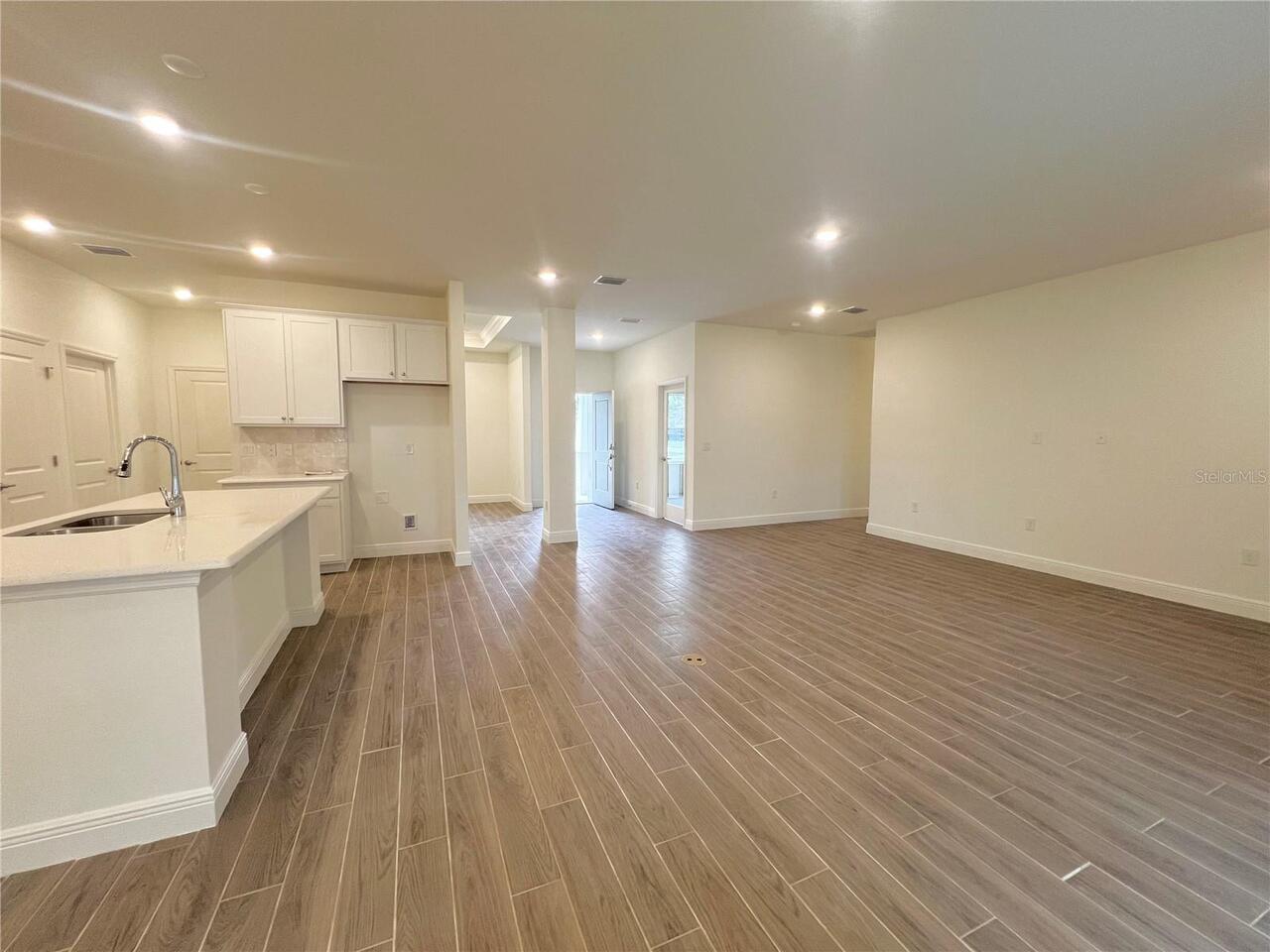 Listing Photo 7