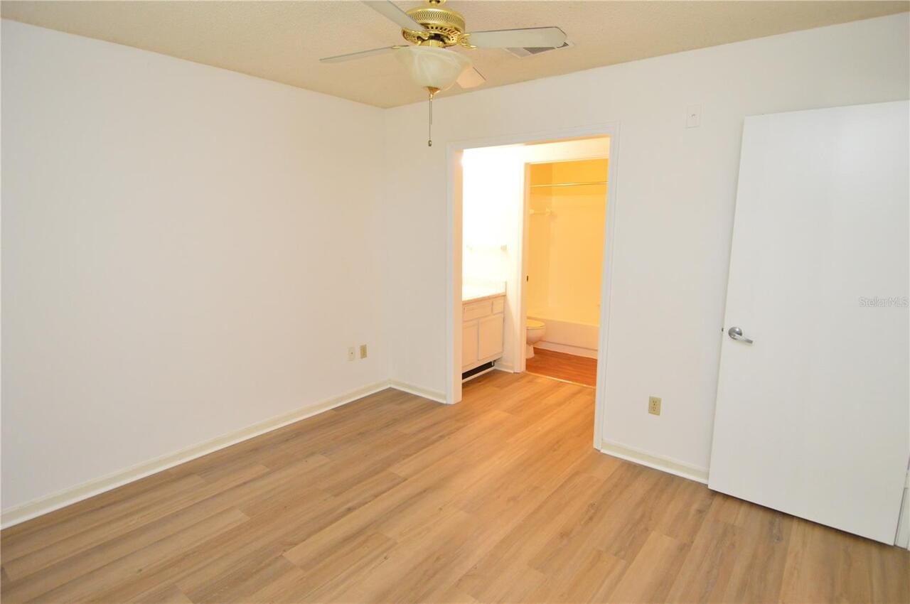 Listing Photo 30
