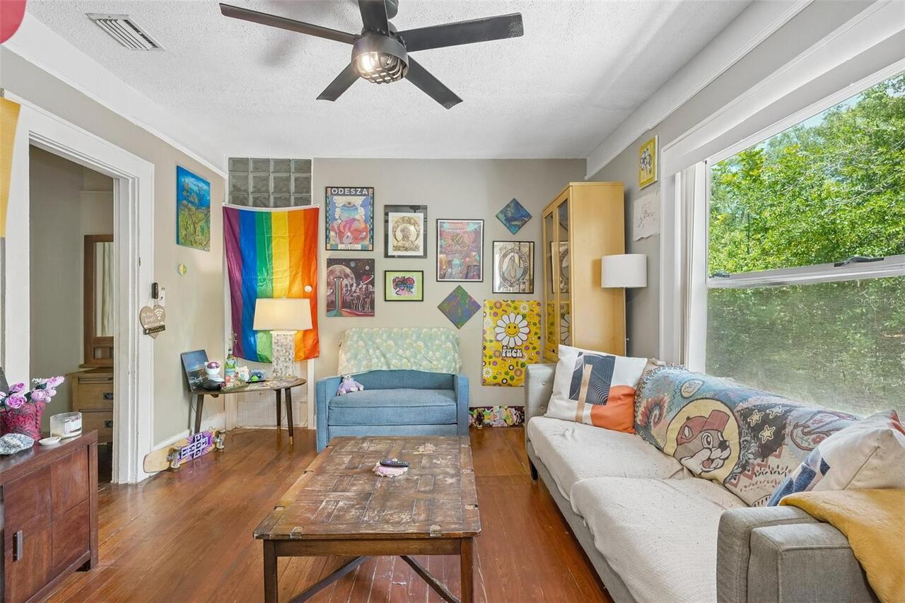 Listing Photo 16