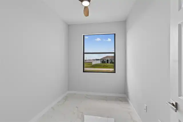 Listing Photo 33