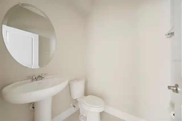 Listing Photo 10