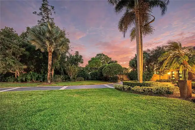 Listing Photo 34
