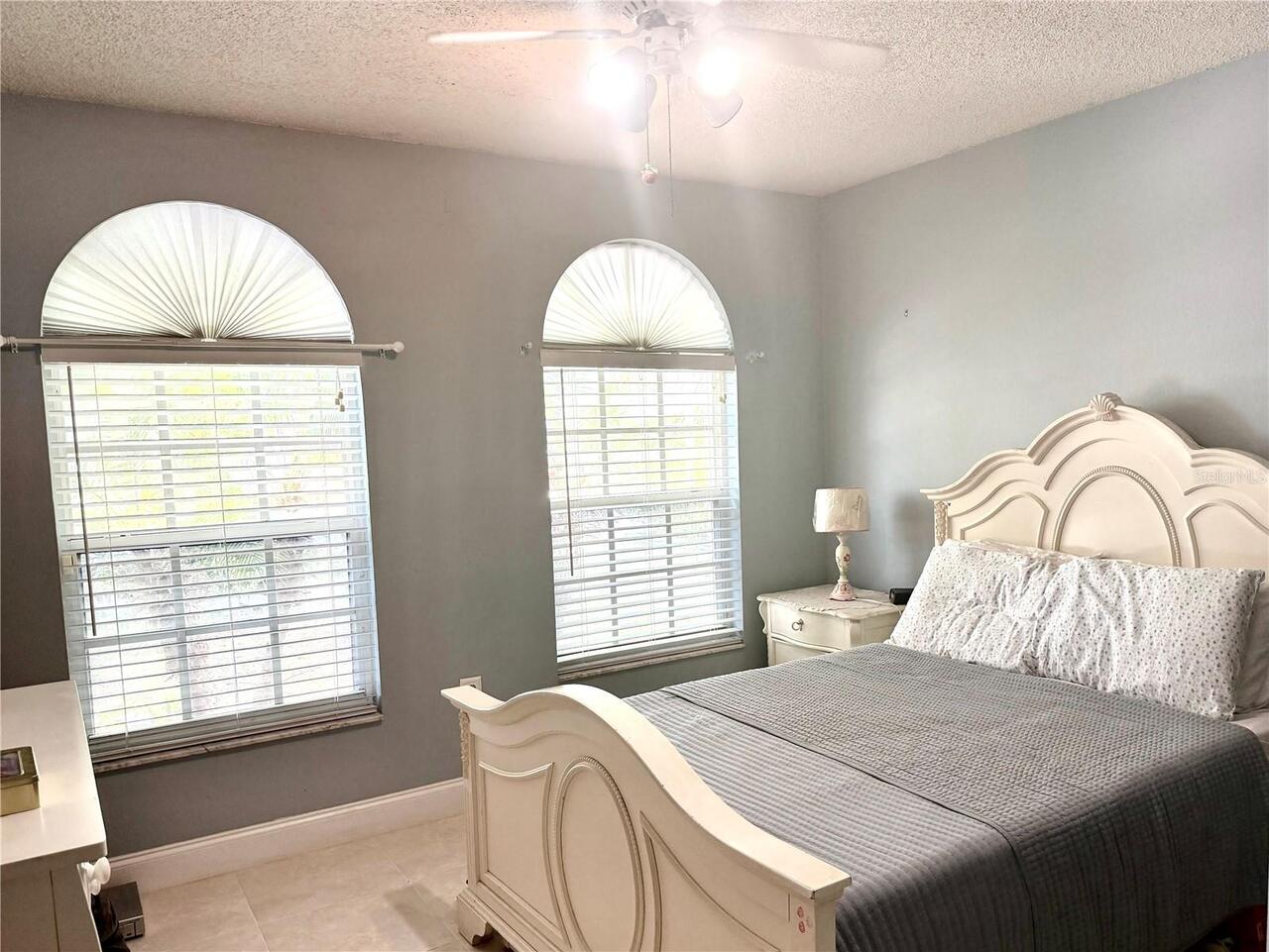 Listing Photo 14