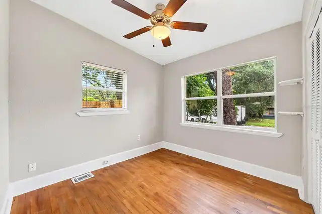 Listing Photo 23