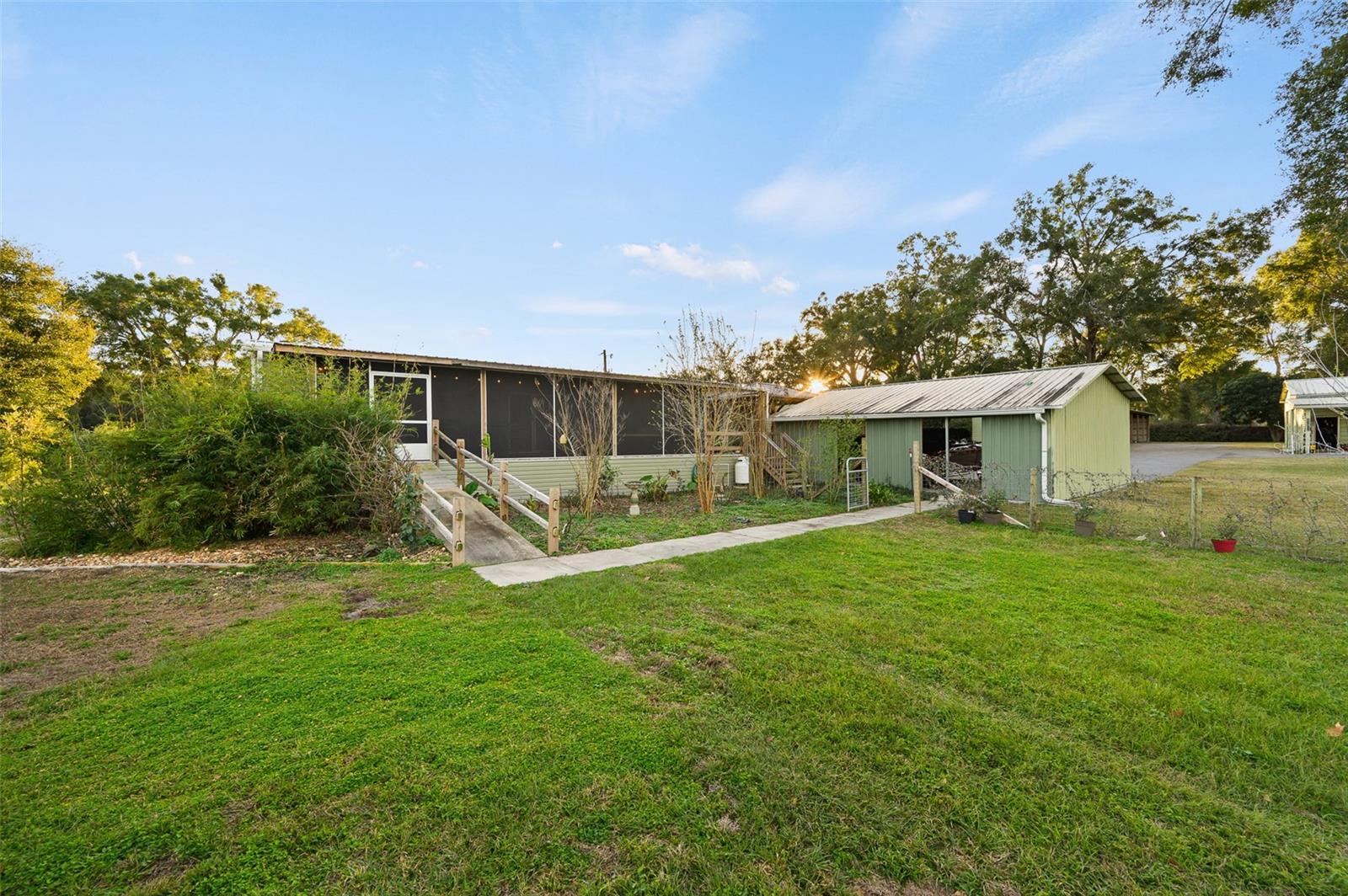 Listing Photo 8